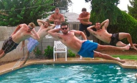 funny_poses_above_pool_010