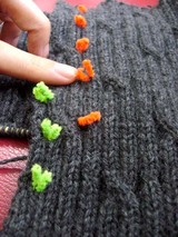 編み物小物、モールはこうやって使う
